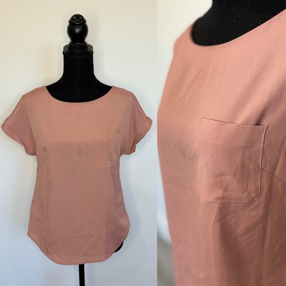 LOFT Petite Brown Front Pocket Short Sleeve Blouse (SP)